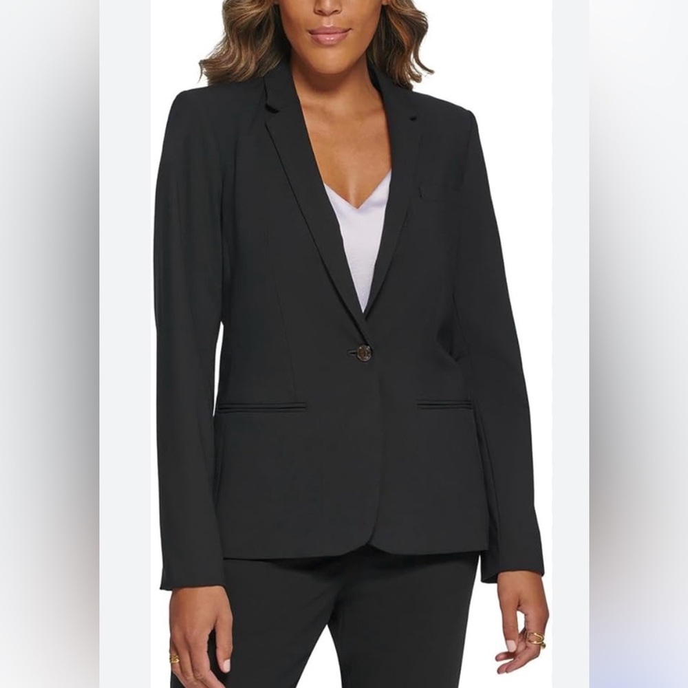 Calvin Klein Women’s black one button suit jacket